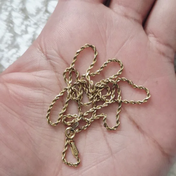 14k Yellow Gold Rope Necklace 2.5mm - Picture 3 of 7